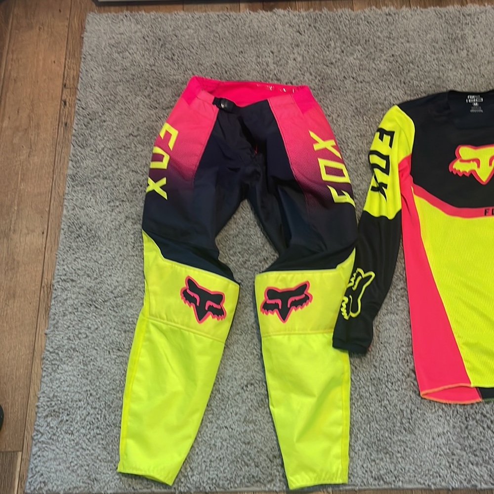Fox Racing Riding gear pants 👖 Size 8 👕 Size M - Picture 2 of 9